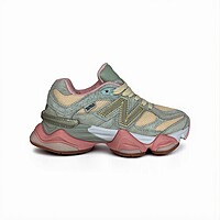 New Balance 2002R