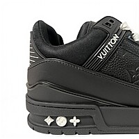 "LV Trainer Style – Black/White Edition g5 "